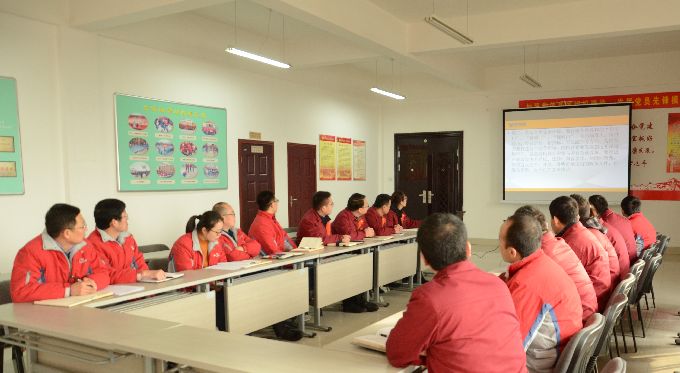 通运集团党政(zheng)联席会 学习习近(jin)平总书记关于民营企业重要讲话精神